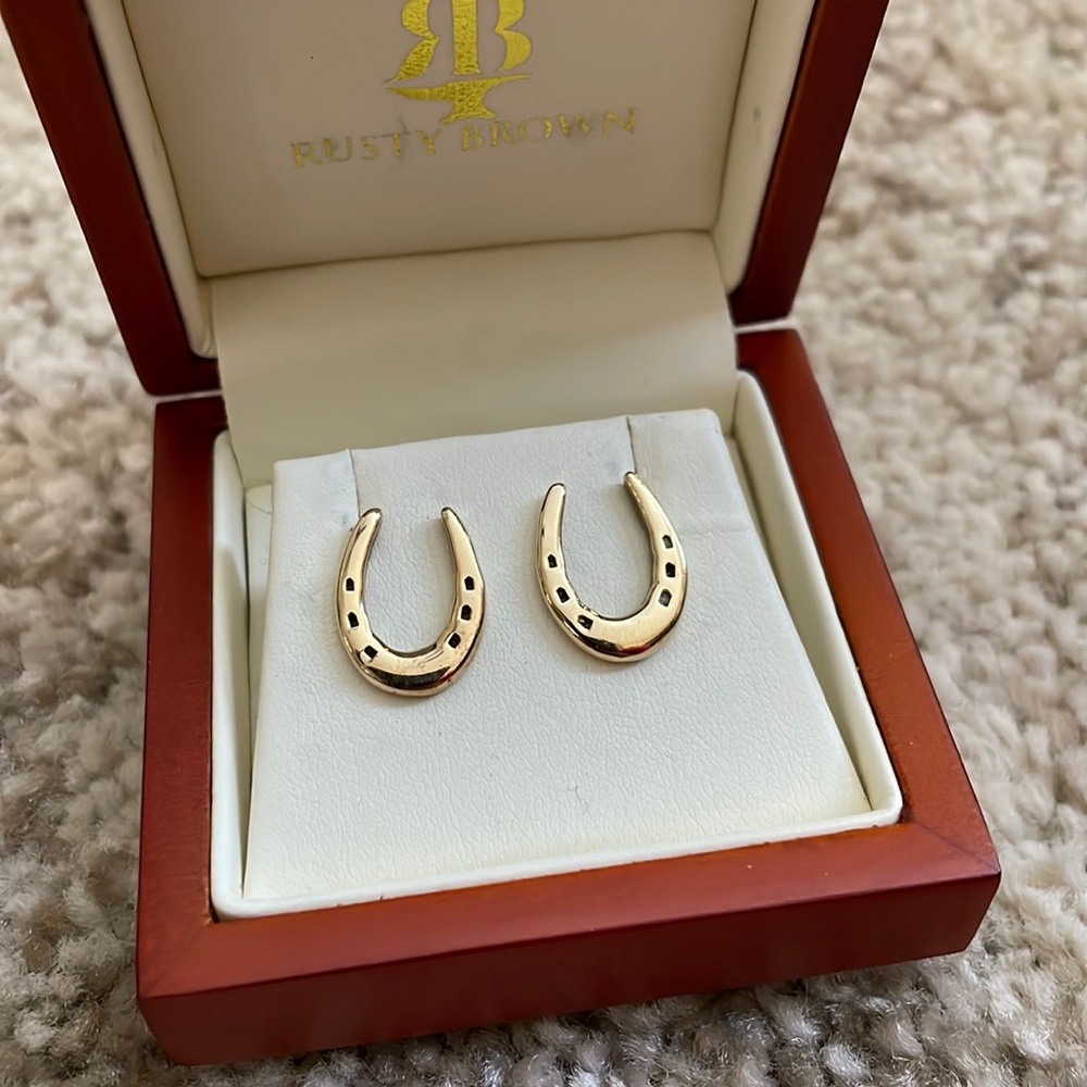Gold Horseshoe Earrings from Rusty Brown